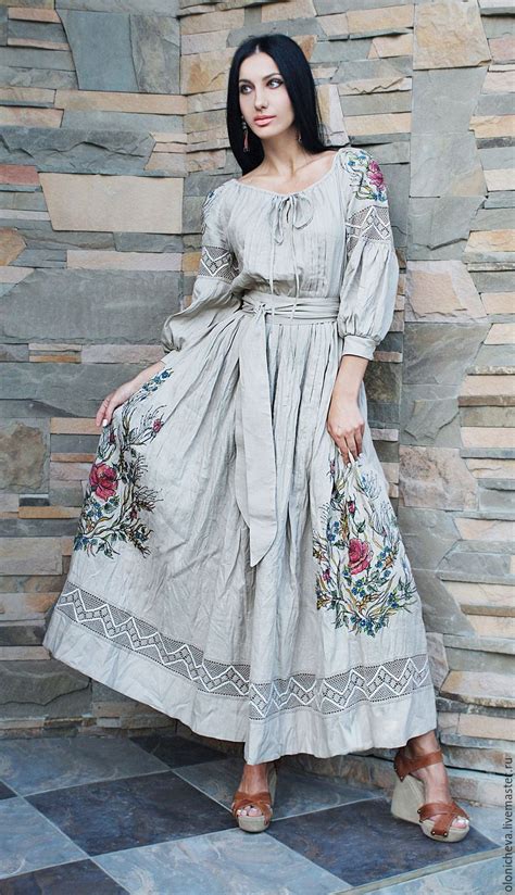 Льняное платье с вышивкой и росписью "Дымчатая роза" – заказать на ...