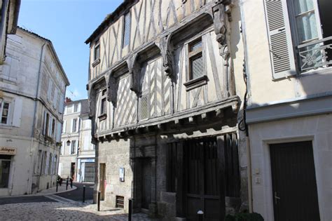 Cognac France travel and tourism, attractions and sightseeing and ...