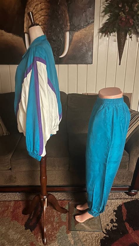 Naked Silk Vintage Large Turquoise White Silk Gem
