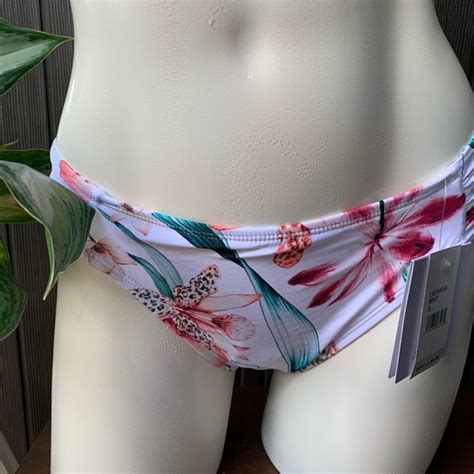 La Blanca Swim La Blanca Flyaway Orchid Bikini Bottoms Poshmark