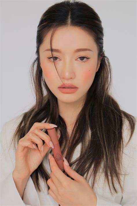 現貨 3CE Blurring Liquid Lip 慕絲霧面唇釉 Nude Scene 奶油裸杏色 韓國 香港化妝護膚品官方網店 Oh My Glow HK 港澳免運 正貨保證