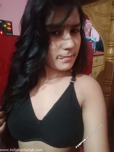 Lucknow College Girl Romana Hot Nude Indian Girls Club