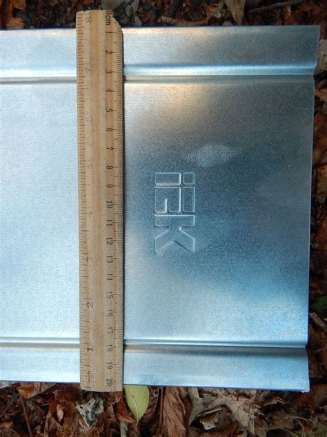 Крышка лотка 200 мм оцинкованная металлическая ИЭК