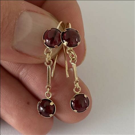 Ct Gold Cabochon Amethyst Dangly Drop Earrings