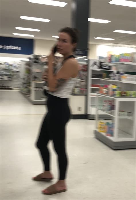 Pretty Brunette In Tight Lu Lu Lemon Outfit Spandex Leggings Yoga Pants Forum