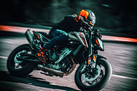 KTM 790 Duke 2023