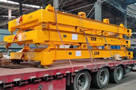 20FT 40FT Semi Auto Spreader Gbm For Container Usage Semi Auto