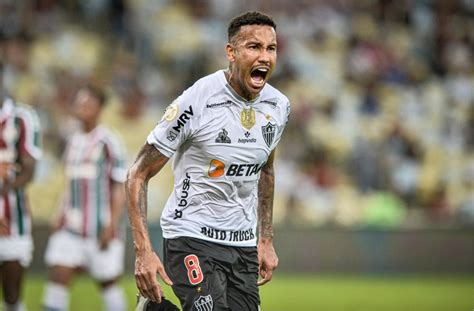 Vasco volante Jair ex Atlético MG é mais um reforço do clube