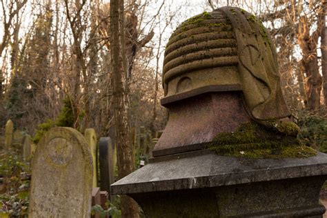 Bee Symbolism Abney Park Cemetery Stoke Newington 40 Flickr