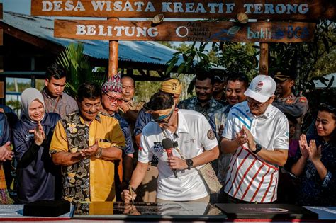 Kunjungi Desa Wisata Kreatif Terong Belitung Menteri Sandi Berkelas