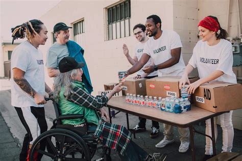 Volunteering for Teens: A Life-Changing Experience - True Ambassadors