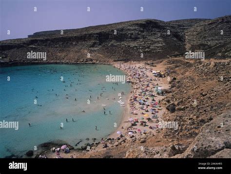 Spiaggia Conigli Hi Res Stock Photography And Images Alamy