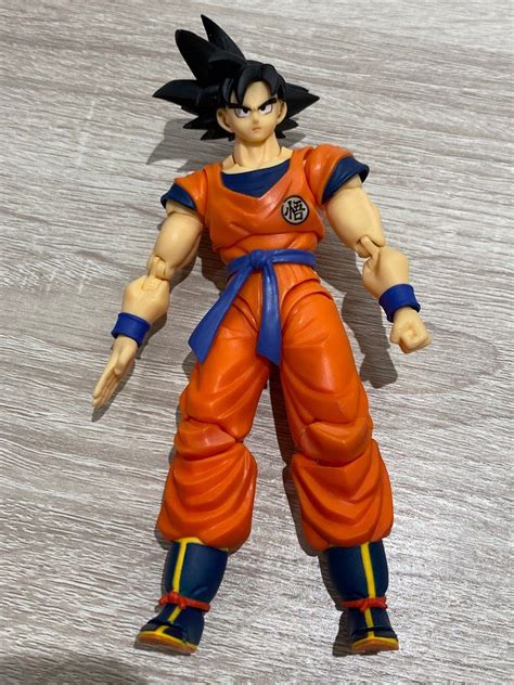 S H Figuarts Son Goku The Saiyan Grew Up on Earth Dragon Ball Z Super龍珠