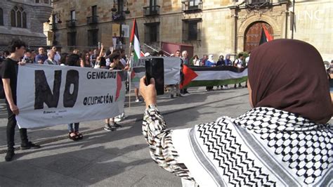 Los Estudiantes Salen A La Calle Israel Asesina Europa Patrocina