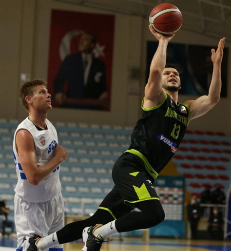 Bsl Hafta B Y K Ekmece Basketbol Foto Raf Galerisi Yukatel