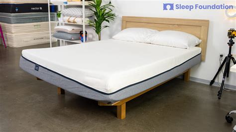 Lull vs. Purple Mattress Comparison 2023 | Sleep Foundation