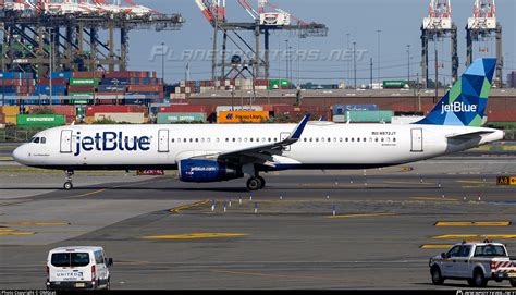 N972JT JetBlue Airbus A321 231 WL Photo By OMGcat ID 1473931