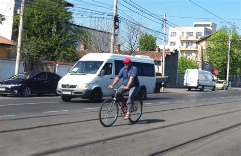 Institu Iile Ue Se Angajeaz S Ncurajeze Mersul Cu Bicicleta Ziua Cargo