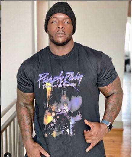 Adebayo Akinfenwa Beast Mode - Football's Latest Social Media ...