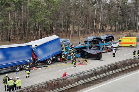 Unfall A Schon Wieder An Der Horror Unfallstelle Zwei Menschen