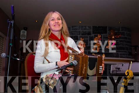 02 Sharon Shannon 4386 Kerrys Eye Photo Sales