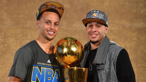 Report: Warriors tried to sign Stephen Curry's brother, Seth Curry ...