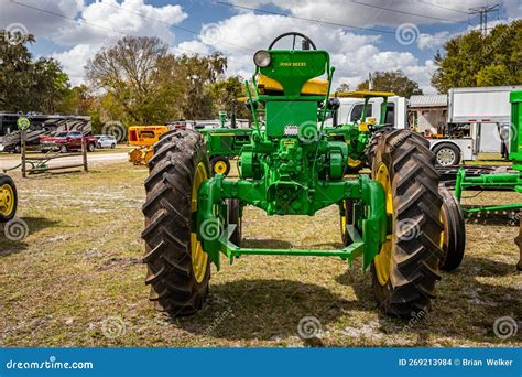 John Deere Hi Crop All Fuel Tractor Editorial Stock Image