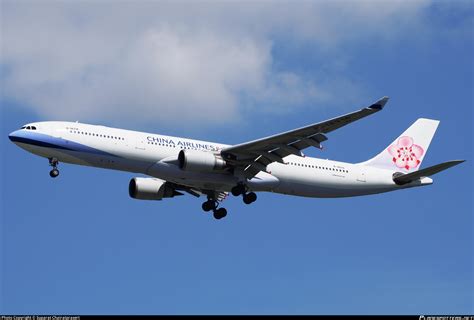 B 18316 China Airlines Airbus A330 302 Photo By Suparat Chairatprasert