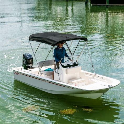 Outboard Center Console Boat 150 Montauk Boston Whaler Sport