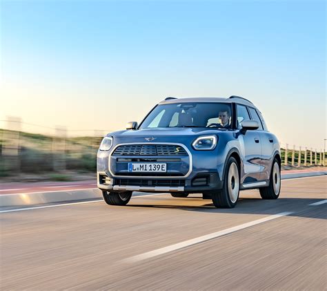 New MINI Countryman Reviews 2024 MINI UK