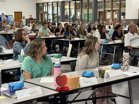 Fort Wayne Community... - Fort Wayne Community Schools