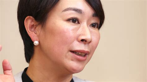 山尾志桜里 毎日新聞「政治プレミア」