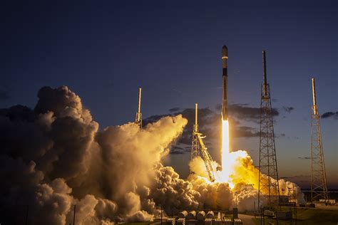 Falcon 9 Launches Intelsat Galaxy 33 And 34 Photos