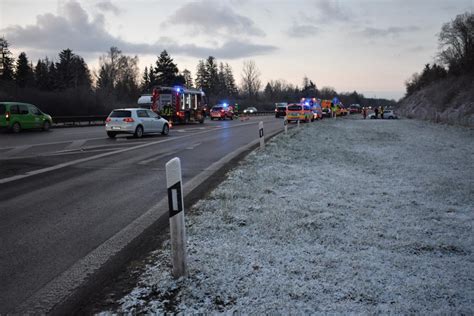 Zwei Verkehrsunf Lle Auf Der Autobahn Freiwillige Feuerwehr Erolzheim