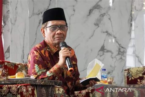 Hoaks Jokowi Tunjuk Mahfud MD Jadi Ketua KPK ANTARA News Bangka Belitung