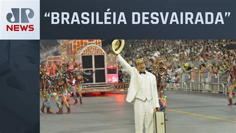 Carnaval 2024 Mocidade Alegre é bicampeã dos desfile das escolas de