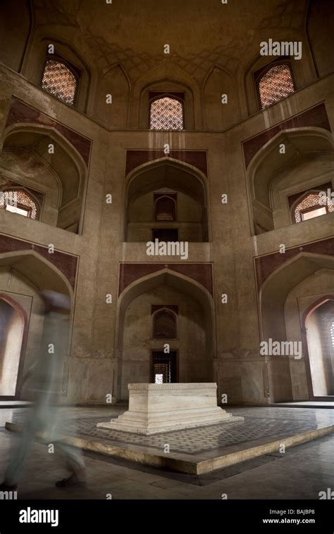 Tomb Of Emperor Humayun Humayuns Tomb Delhi India Stock Photo Alamy