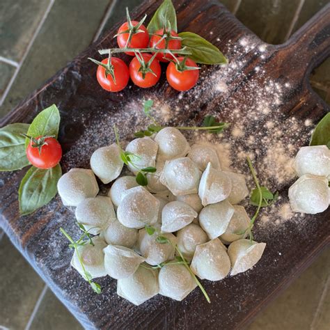 Пельмени с фаршем из лосося