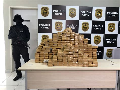 Pol Cia Apreende Kg De Maconha Na Grande Natal E Det M Dupla Por