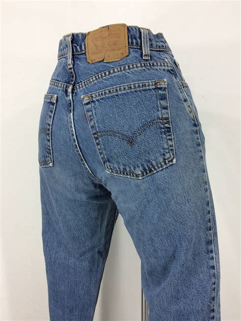 Sz 29 Vintage Levis 551 Women S Jeans Mom Jeans W29 L30 Etsy Women Jeans Distressed