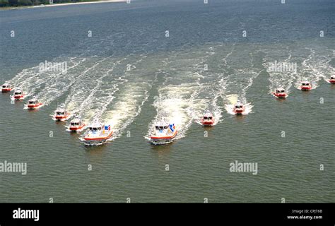 Us Coast Guard Rapid Response Boats Patrol In Formation On The St John