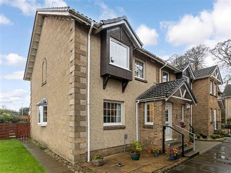 3 Bed End Terrace House For Sale In Broomhill Farm Mews Kirkintilloch