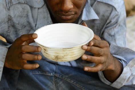 World Hunger Solutions - The Role of Foodbanks