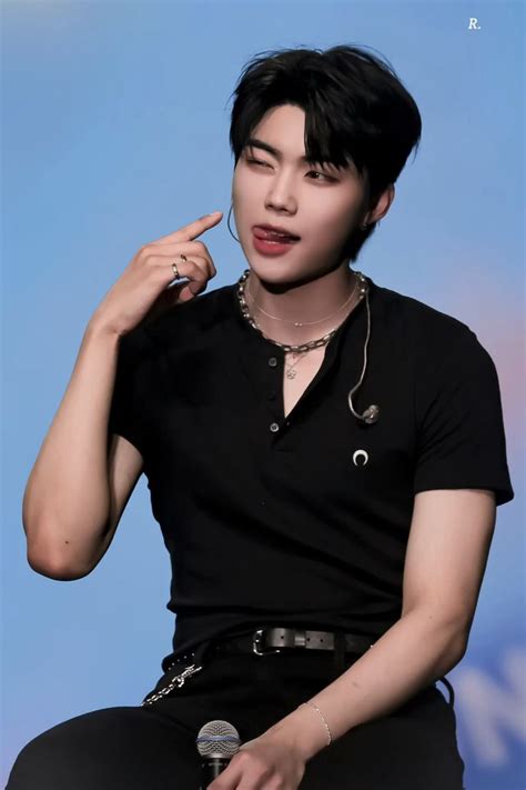 Park Gunwook Winking Hot Korean Guys Boyfriend Pictures Good Looking Men