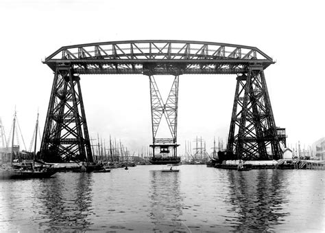 El Puente Transbordador Nicolás Avellaneda de La Boca es uno de los