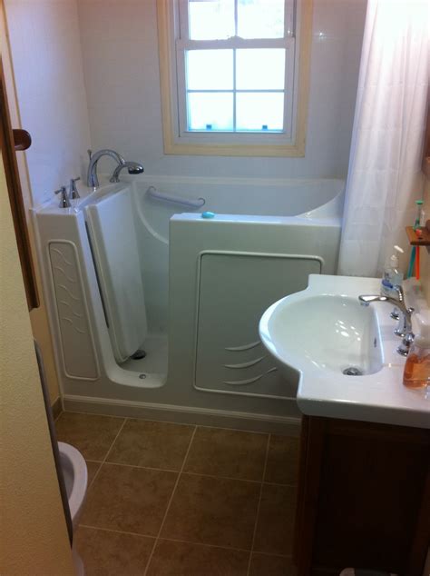 Picture Gallery | Walk-in Tubs Design and Installation | San Diego\'s ...