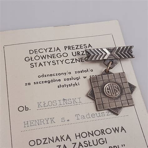 Odznaka Honorowa Za Zas Ugi Dla Statystyki Prl Komplet Z Nadaniem