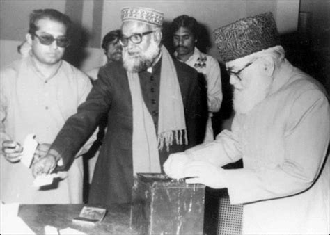 islamforyouth: RARE PHOTOS OF MAULANA MAUDUDI