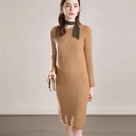 Venta Vestido Beige Manga Larga En Stock