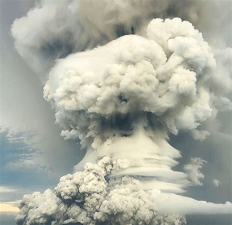 Volcán Hunga Tonga la erupción generó ondas más allá de los límites